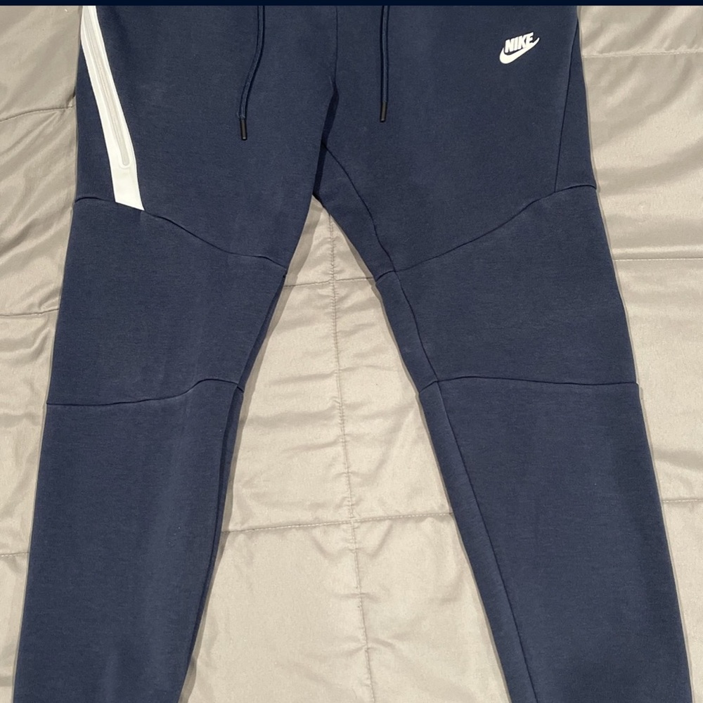 Nike Tech Bottoms